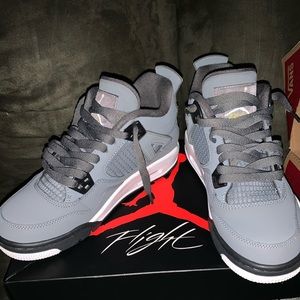 Air Jordan 4 retro
